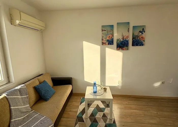 Cityair Apartment-airport&center Easy Access Apartman *