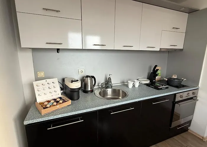 Cityair Apartment-airport&center Easy Access